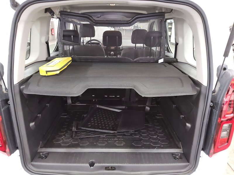 Opel Combo Life 1.5 D Edition — 11