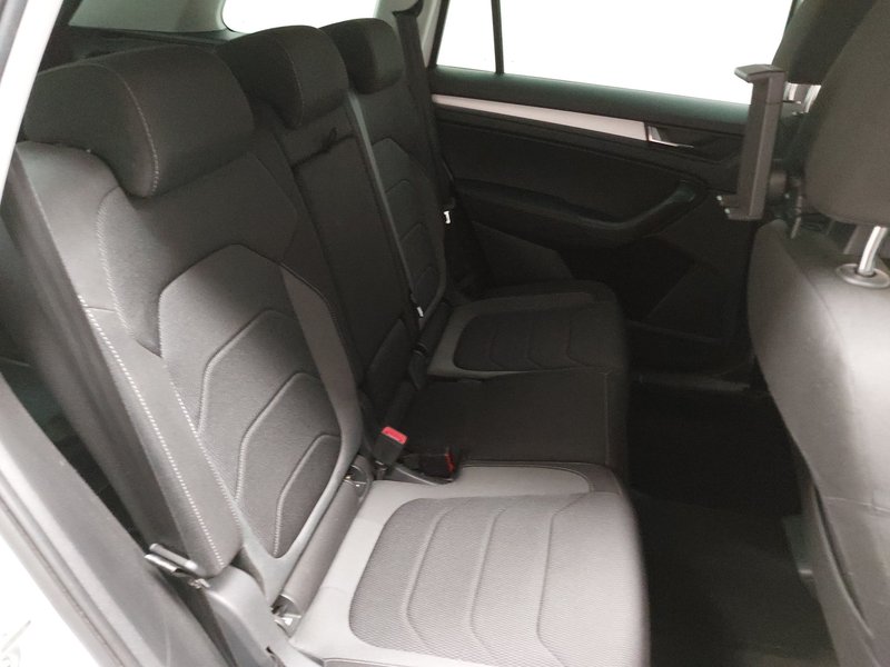 Škoda Kodiaq 2.0 TDI Ambition automatik • bežično punjenje • Full LED — 12