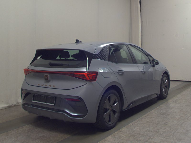 CUPRA Born • Full LED • digitalni instrumenti — 4