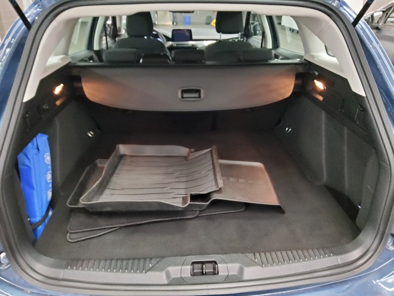 Ford Focus Turnier 1.0 EcoBoost Titanium • LED • navigacija — 11