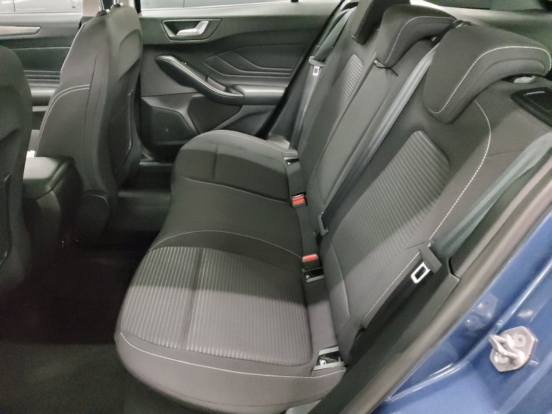 Ford Focus Turnier 1.0 EcoBoost Titanium • LED • navigacija — 13