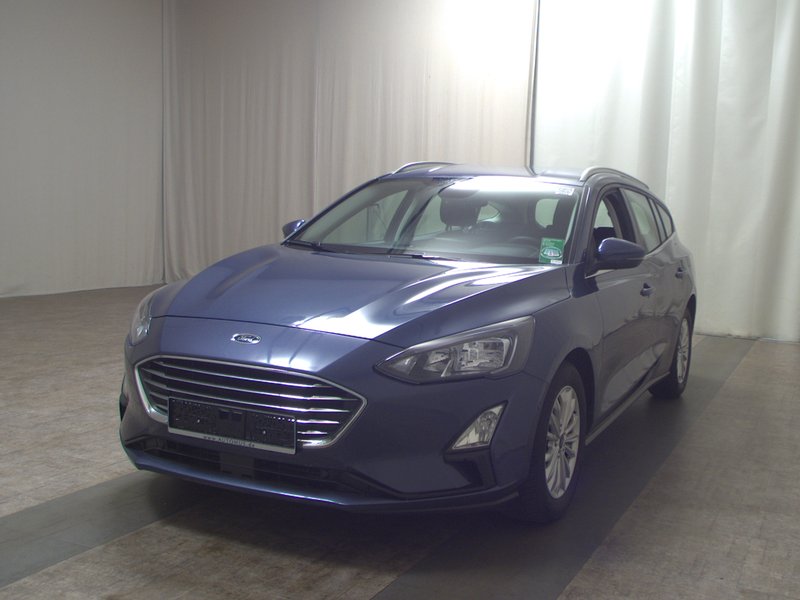 Ford Focus Turnier 1.0 EcoBoost Titanium • LED • navigacija — 2