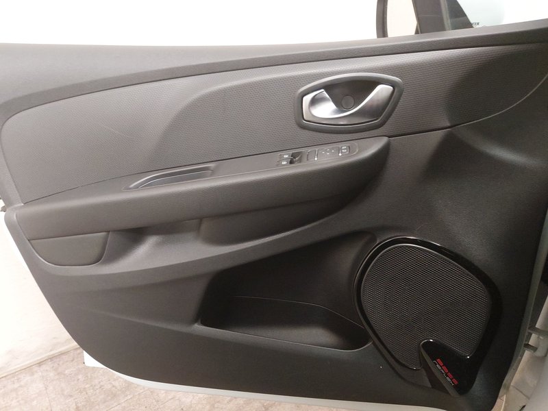 Renault Clio Grandtour 0.9 TCe • Tempomat • navigacija — 5