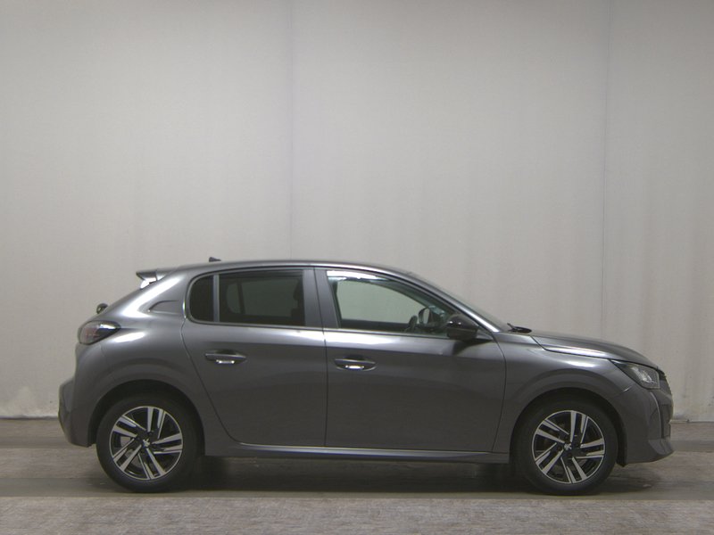 Peugeot 208 1.2 PureTech • digitalni instrumenti • LED