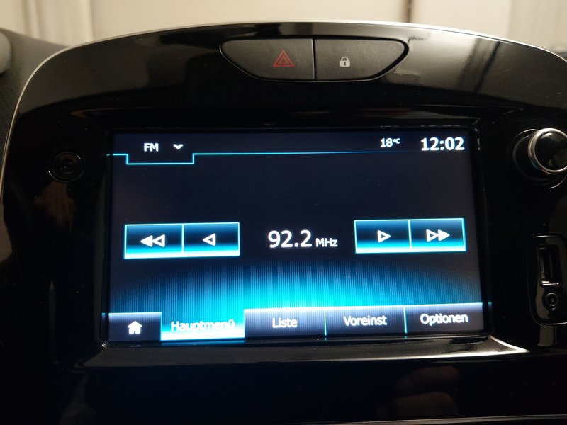 Renault Clio Grandtour 0.9 TCe • Tempomat • navigacija — 19