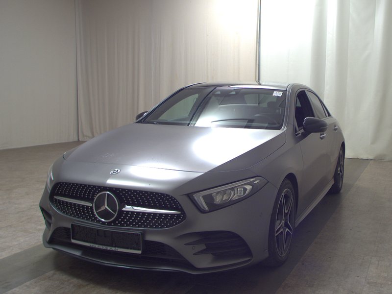 Mercedes-Benz A 250 AMG Line automatik • ACC • bežično punjenje — 2