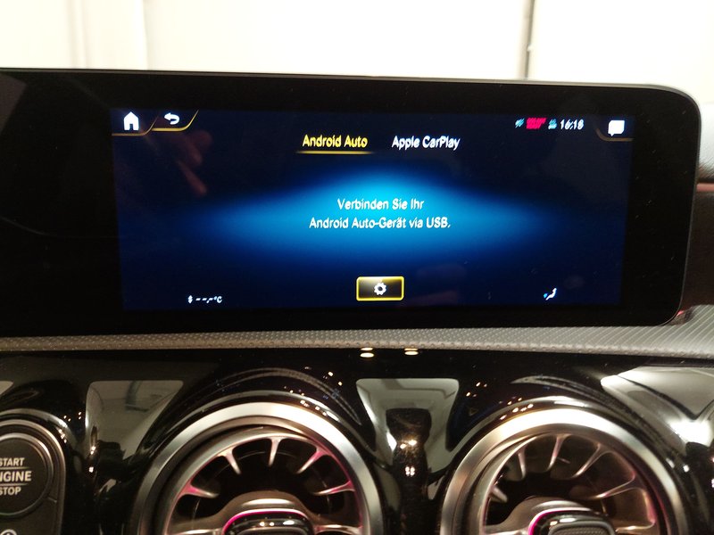 Mercedes-Benz A 250 AMG Line automatik • ACC • bežično punjenje — 21
