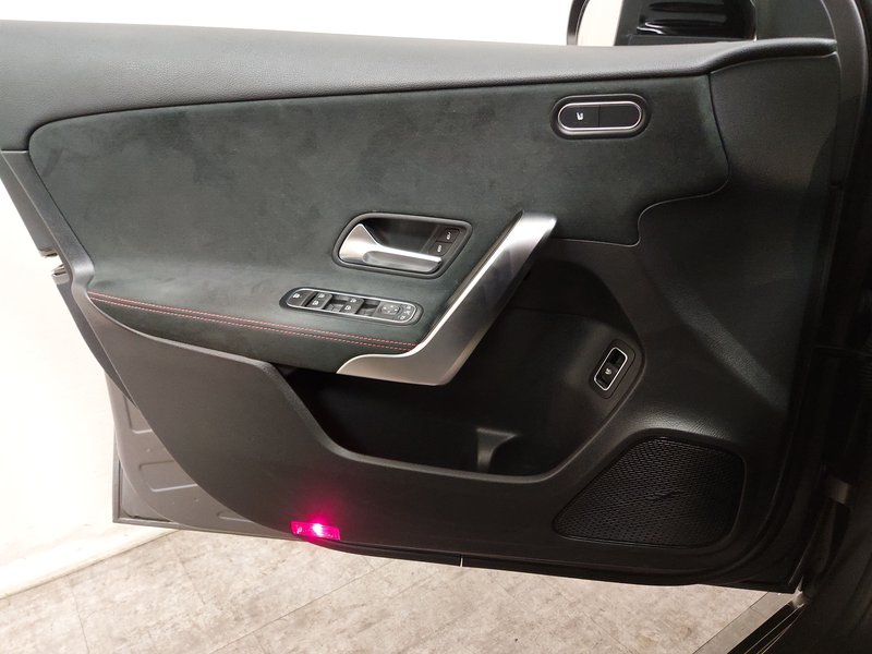 Mercedes-Benz A 250 AMG Line automatik • ACC • bežično punjenje — 5