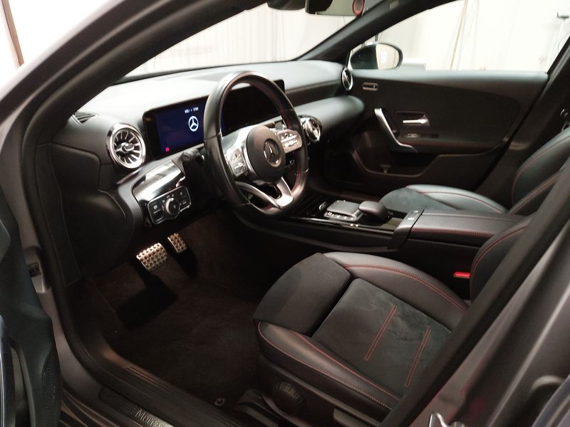 Mercedes-Benz A 250 AMG Line automatik • ACC • bežično punjenje — 6