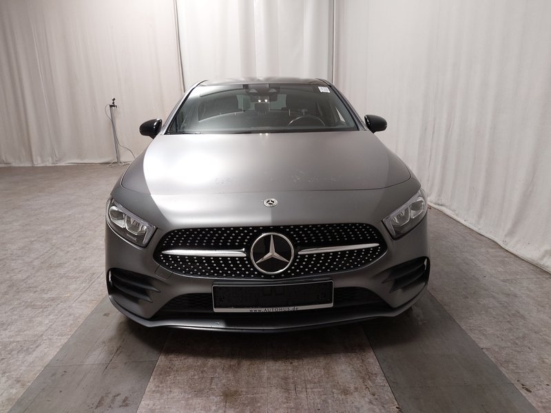 Mercedes-Benz A 250 AMG Line automatik • ACC • bežično punjenje — 9