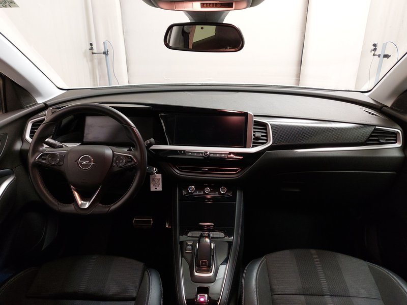 Opel Grandland X 1.5 D automatik • Full LED • digitalni instrumenti — 16