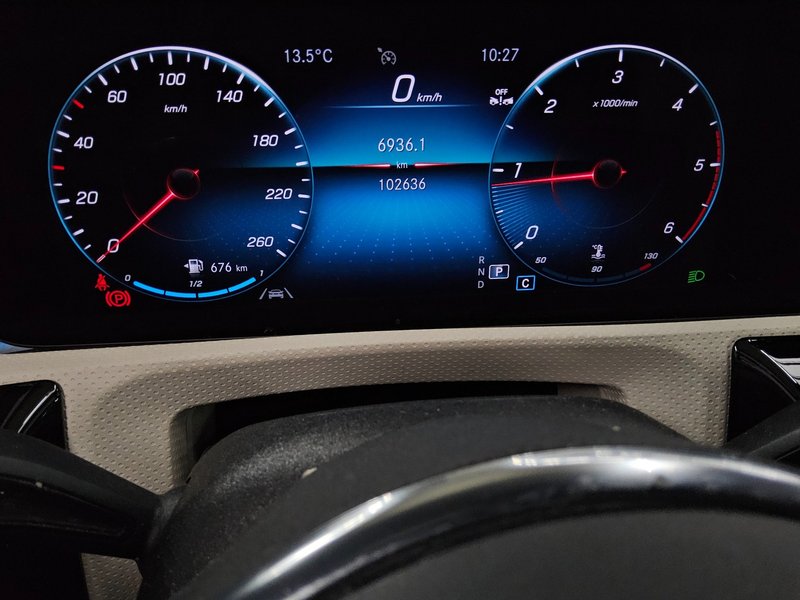 Mercedes-Benz A 220 d automatik Progressive • panorama • HUD — 8