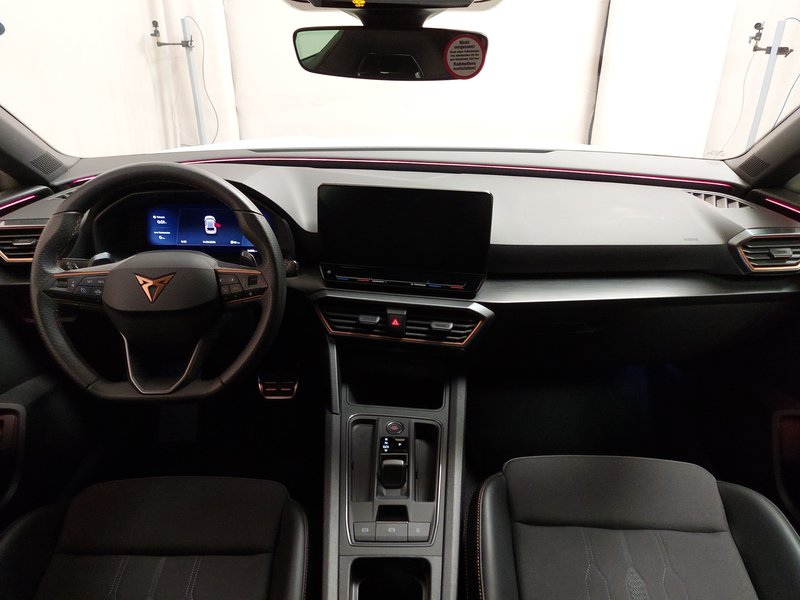 CUPRA Leon 1.4 e-Hybrid automatik • Full LED • digitalni instrumenti — 16