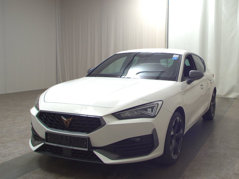 CUPRA Leon 1.4 e-Hybrid automatik • Full LED • digitalni instrumenti — 2