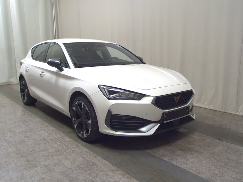 CUPRA Leon 1.4 e-Hybrid automatik • Full LED • digitalni instrumenti — 3