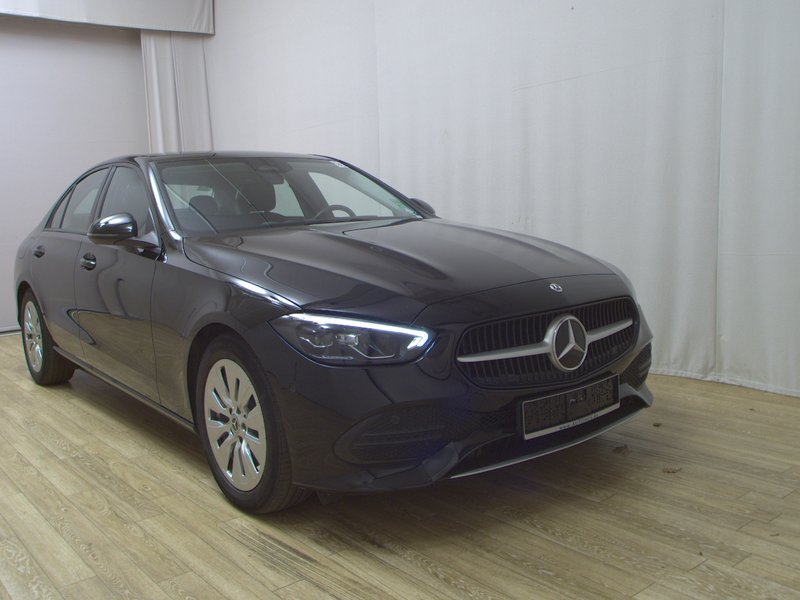 Mercedes-Benz C 180 automatik • Full LED • digitalni instrumenti — 3