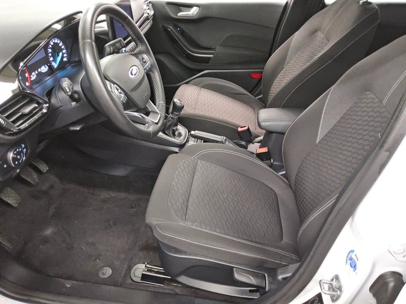 Ford Fiesta 1.1 Titanium • LED — 8
