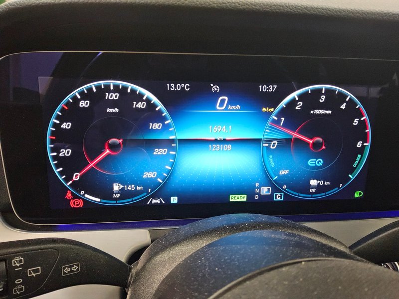 Mercedes-Benz E 300 de automatik Avantgarde • Full LED • AHK — 8