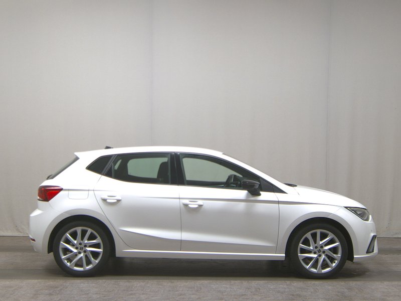 SEAT Ibiza 1.0 TSI FR-Line • Full LED • digitalni instrumenti