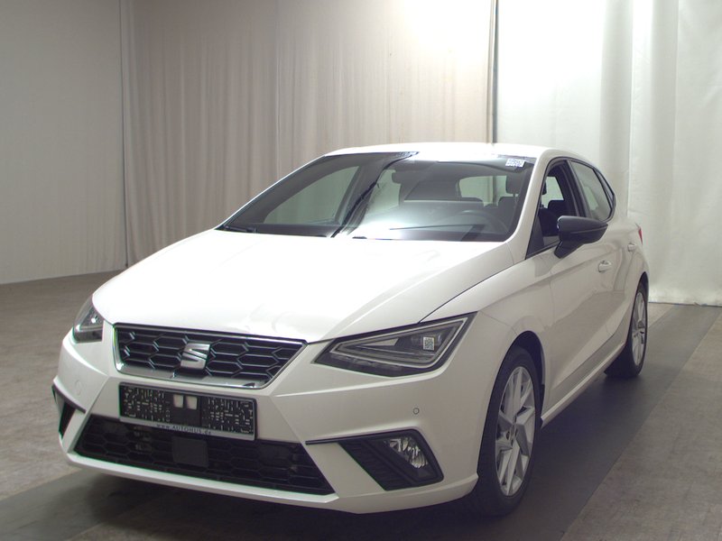 SEAT Ibiza 1.0 TSI FR-Line • Full LED • digitalni instrumenti — 2