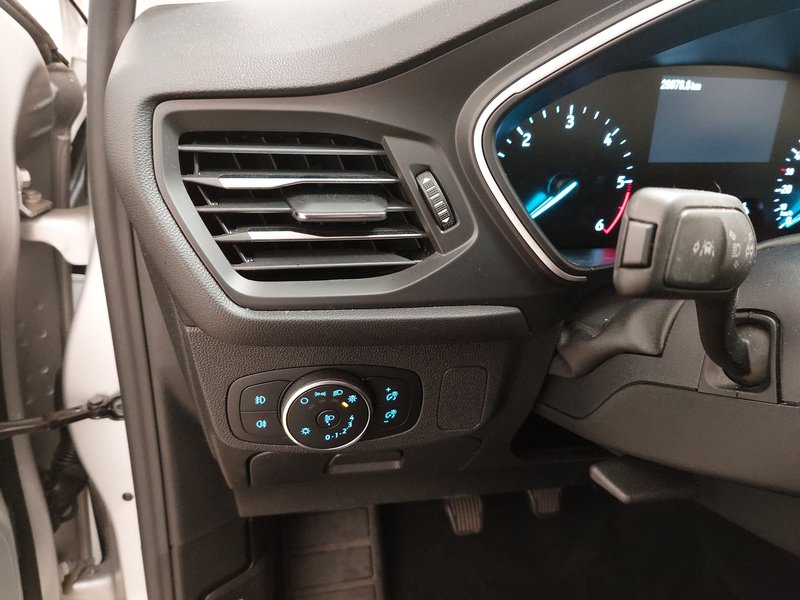 Ford Focus Turnier 1.5 EB Cool & Connect • LED • navigacija — 7