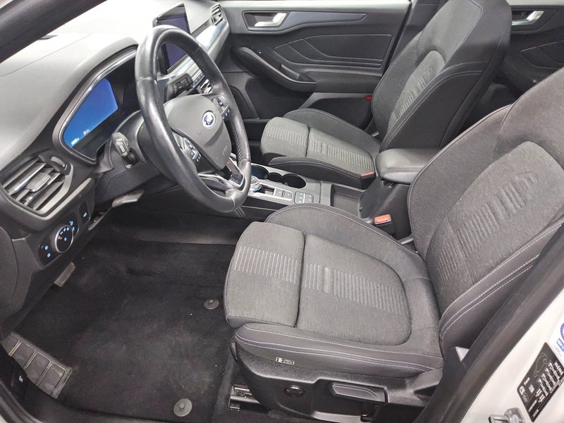 Ford Focus Turnier 1.5 EcoBlue automatik Active • ACC • kuka za vuču — 9