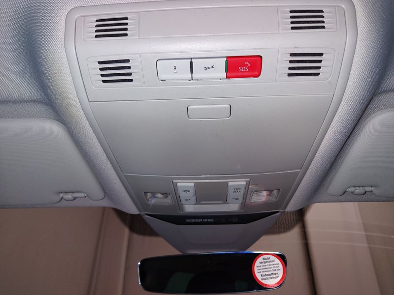 Volkswagen Passat Variant 2.0 TDI Business automatik • AHK • Full LED — 13
