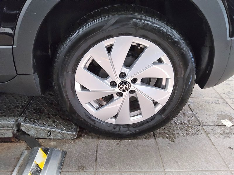 Volkswagen T-Cross 1.0 TSI Life • ACC • Full LED — 11