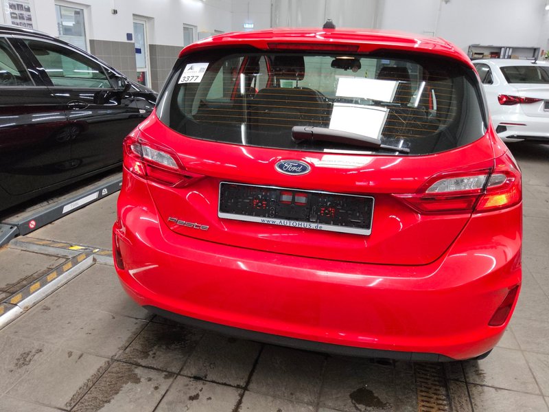 Ford Fiesta 1.1 Cool & Connect • grijana sjedala — 10
