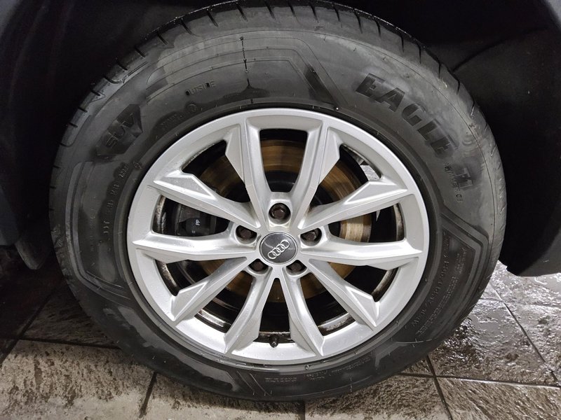 Audi Q5 35 TDI quattro automatik • digitalni instrumenti — 11