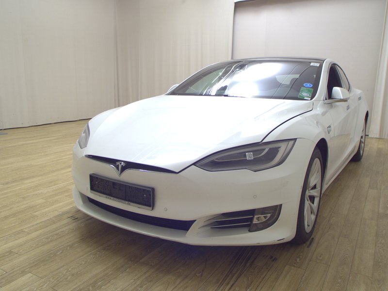 Tesla Model S Maximale-Reichweite • ACC • 360° kamera — 2