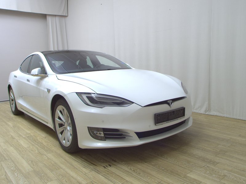 Tesla Model S Maximale-Reichweite • ACC • 360° kamera — 3
