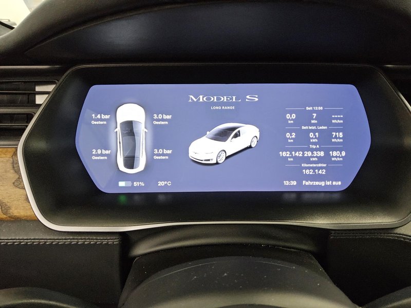 Tesla Model S Maximale-Reichweite • ACC • 360° kamera — 8
