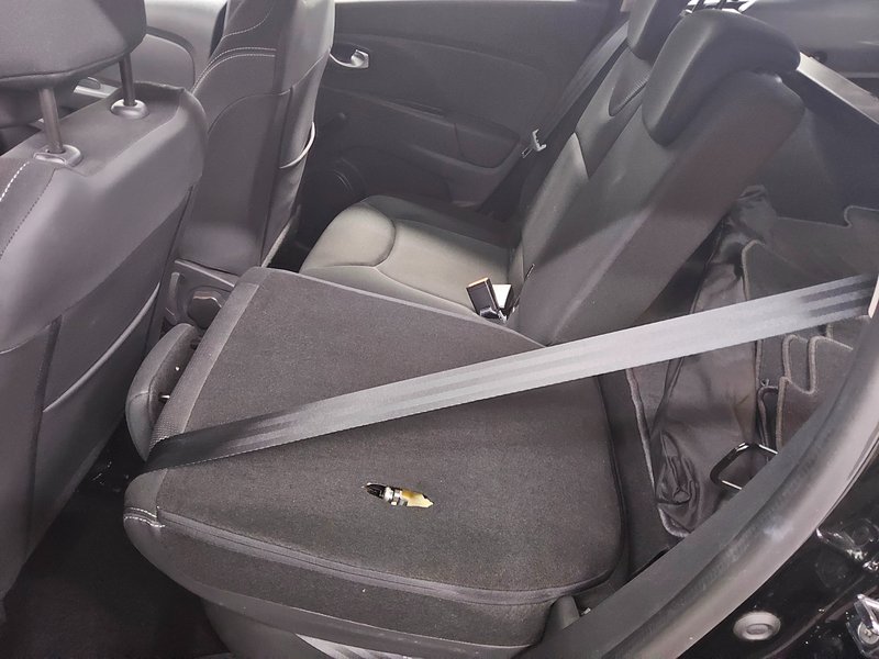 Renault Clio Grandtour 0.9 TCe Business Edition • navigacija — 12