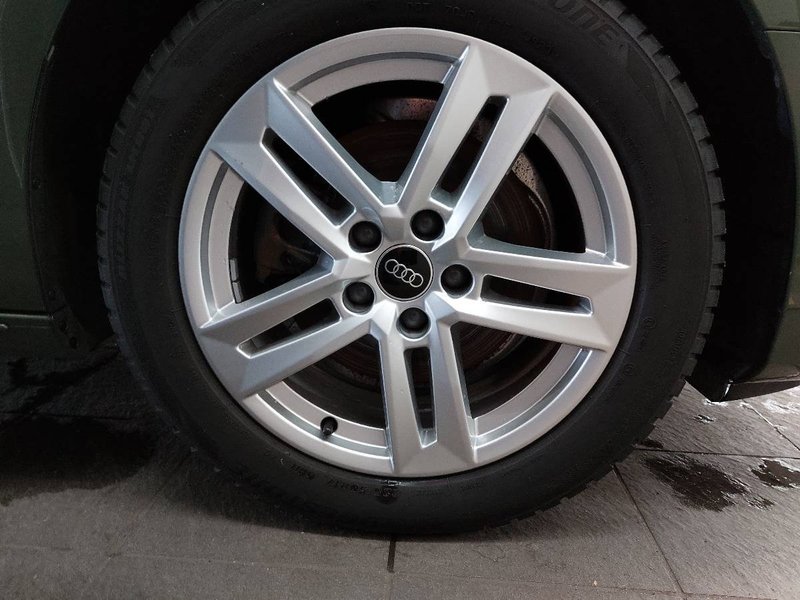 Audi A4 Avant 35 TDI automatik advanced • djelomično kožni interijer • LED — 11