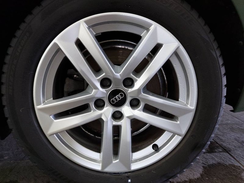 Audi A4 Avant 35 TDI automatik advanced • djelomično kožni interijer • LED — 19