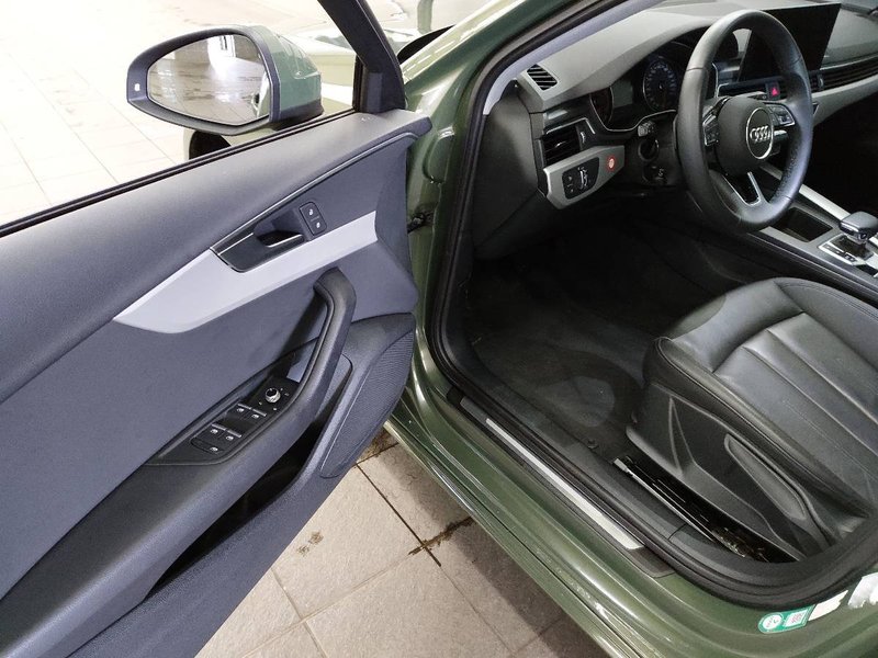 Audi A4 Avant 35 TDI automatik advanced • djelomično kožni interijer • LED — 5