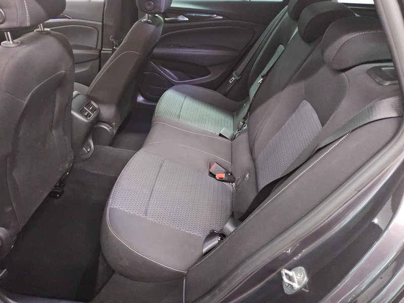 Opel Insignia ST 1.5 D Business Edition automatik • LED • navigacija — 13