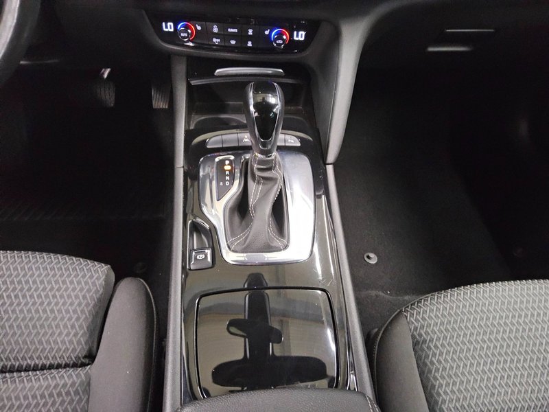 Opel Insignia ST 1.5 D Business Edition automatik • LED • navigacija — 6