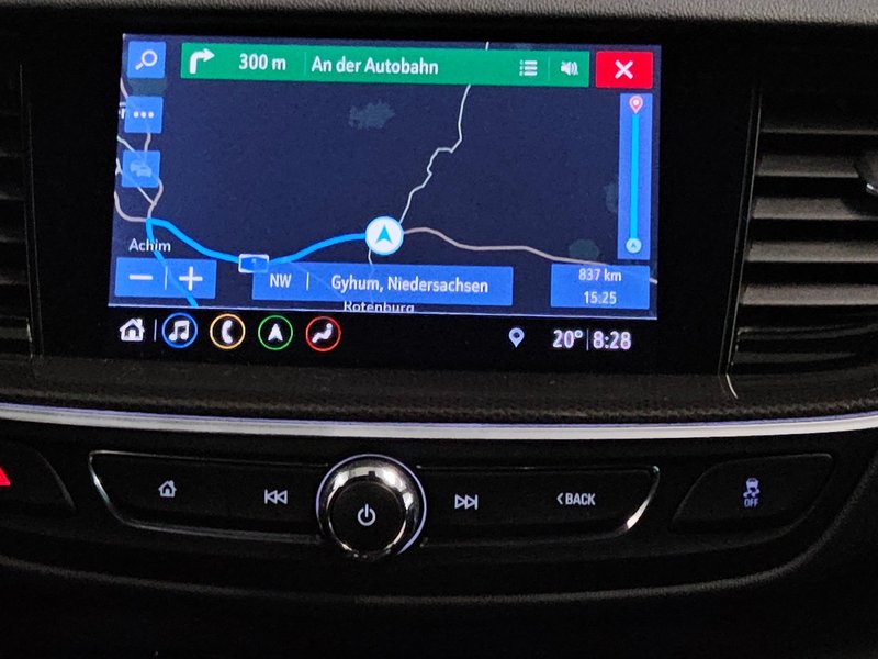 Opel Insignia ST 1.5 D Business Edition automatik • LED • navigacija — 7
