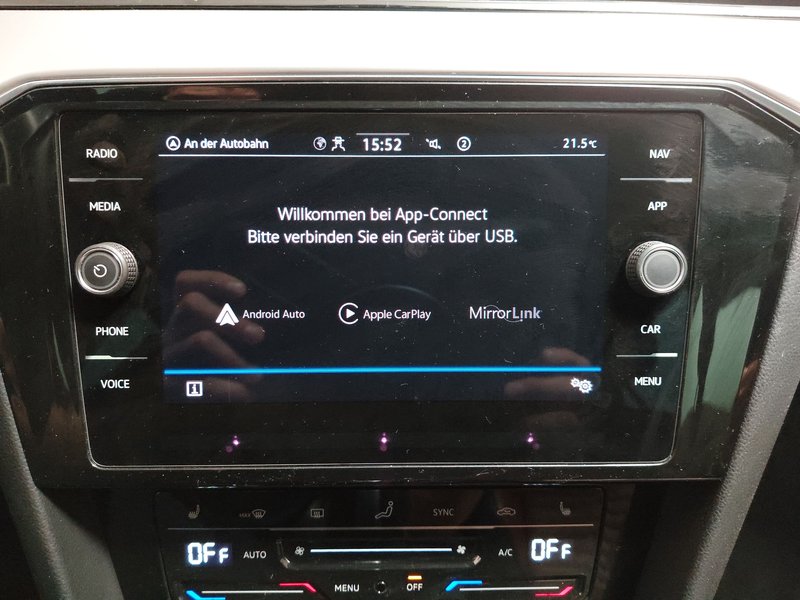 Volkswagen Passat Variant 2.0 TDI Elegance • sjedala s memorijom • LED — 11
