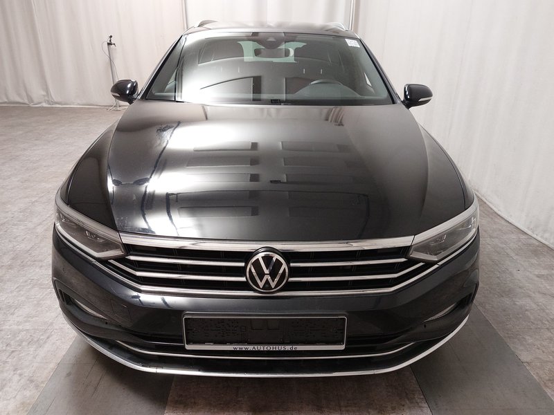 Volkswagen Passat Variant 2.0 TDI Elegance • sjedala s memorijom • LED — 15