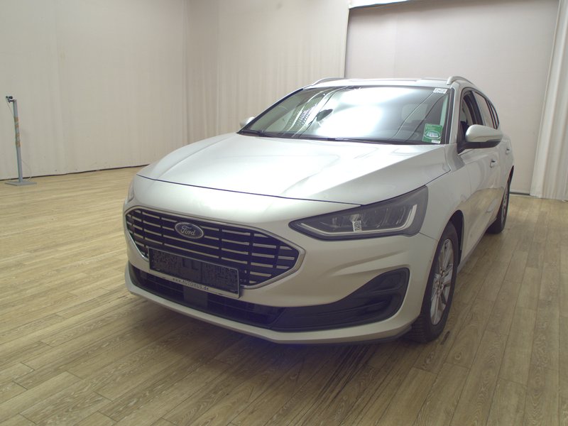 Ford Focus Turnier 1.5 EcoBlue Titanium X automatik • LED • bežično punjenje — 2