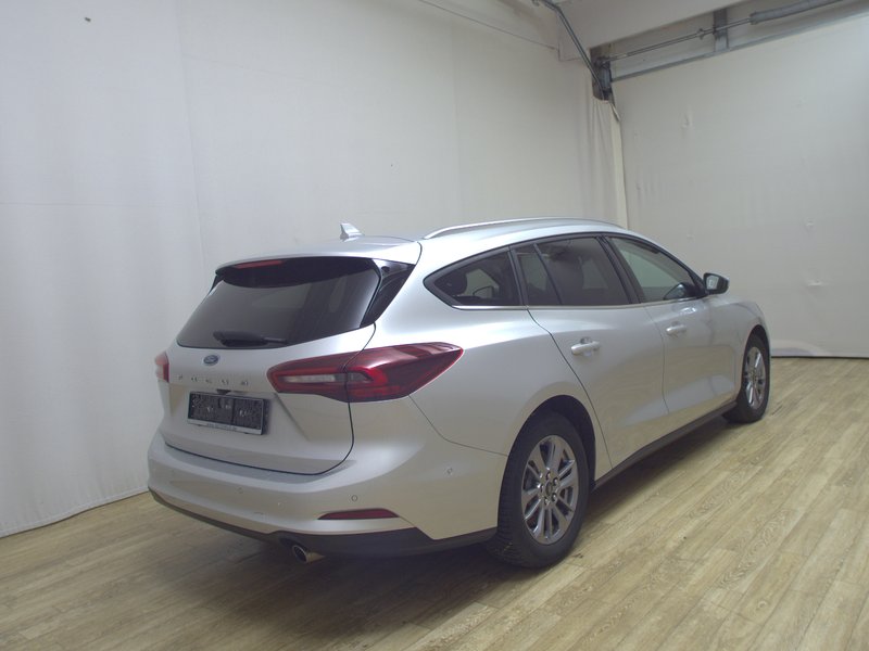 Ford Focus Turnier 1.5 EcoBlue Titanium X automatik • LED • bežično punjenje — 4