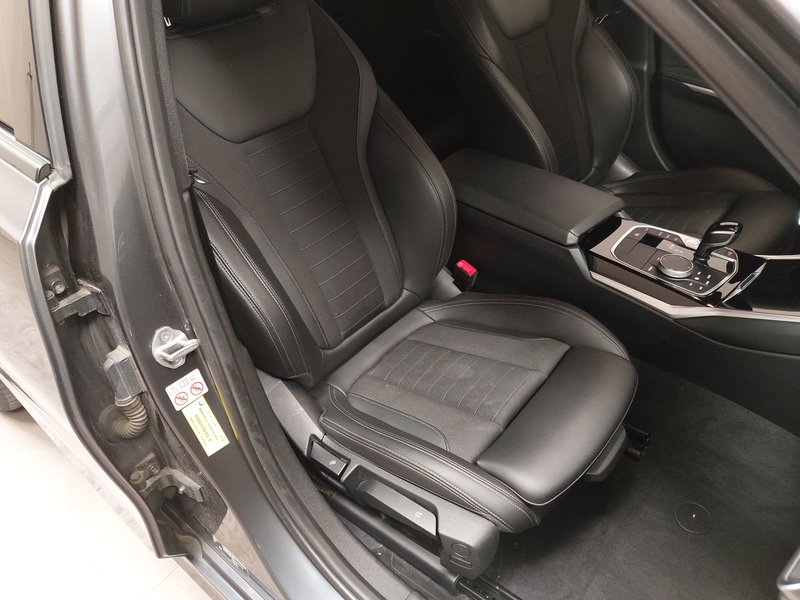 BMW 320e Touring Sport Line automatik • AHK • LED — 10