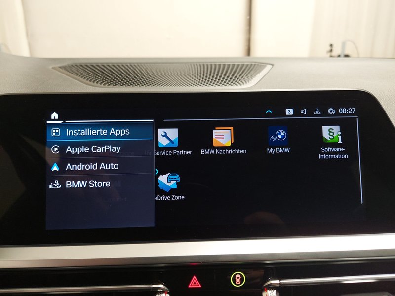 BMW 320e Touring Sport Line automatik • AHK • LED — 18