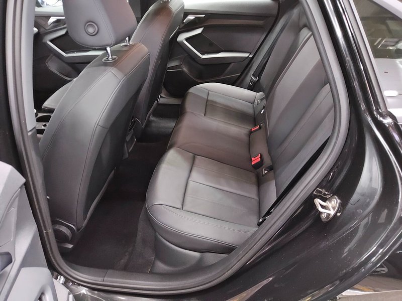 Audi A3 35 TFSI automatik S line • ACC • koža — 13