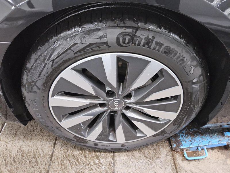 Audi A6 Avant 40 TDI automatik • ACC • Full LED — 11