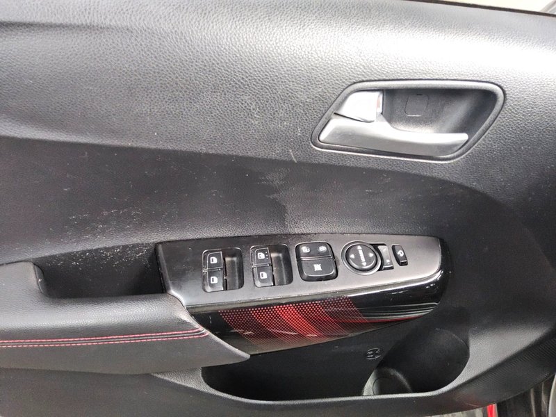 Kia Picanto 1.2 GT • bežično punjenje — 9