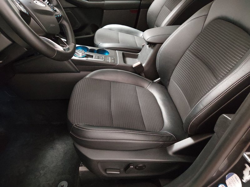 Ford Kuga 2.0 EcoBlue 4x4 Titanium X automatik • LED • AHK — 6
